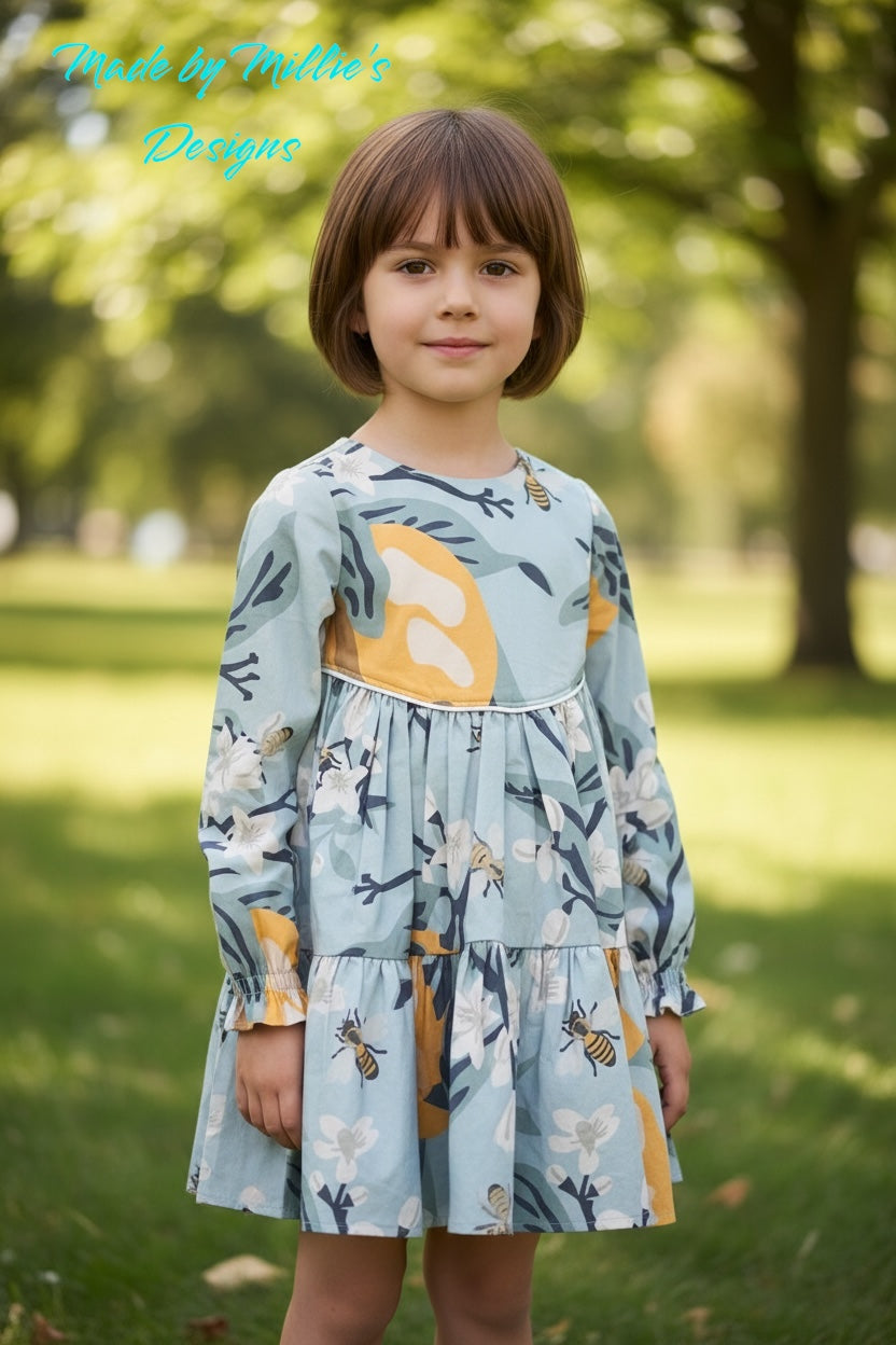 Gwendolyn Blue Bee Dress - Size 4 Slim